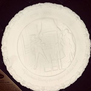 Vintage Fenton Blue 1776-1976 BiCentennial Plate